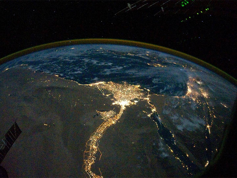 صورة نادرة للنيل المضيء في مصر من "ناسا"